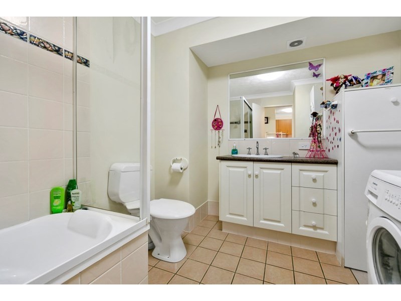 27/16 Sykes Court, Southport QLD 4215