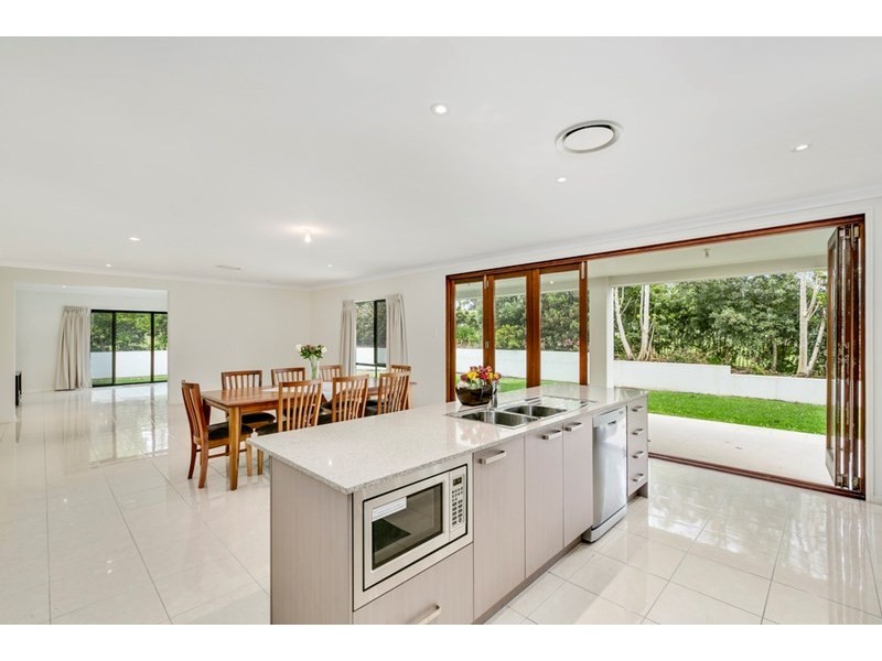 29 Canada Place, Arundel QLD 4214
