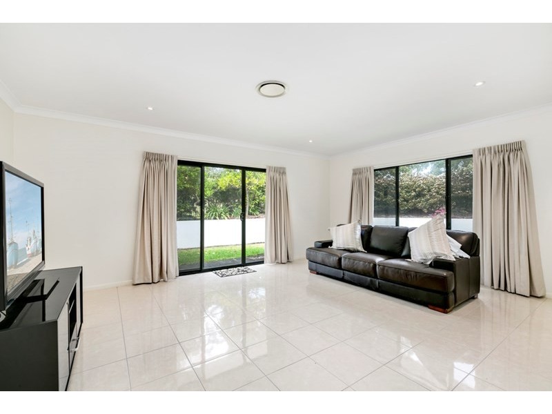 29 Canada Place, Arundel QLD 4214