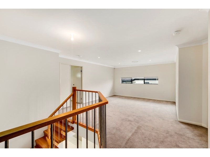 29 Canada Place, Arundel QLD 4214