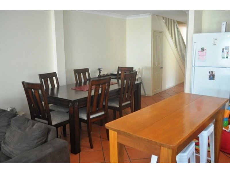 1A/69 Stevens Street, Labrador QLD 4215