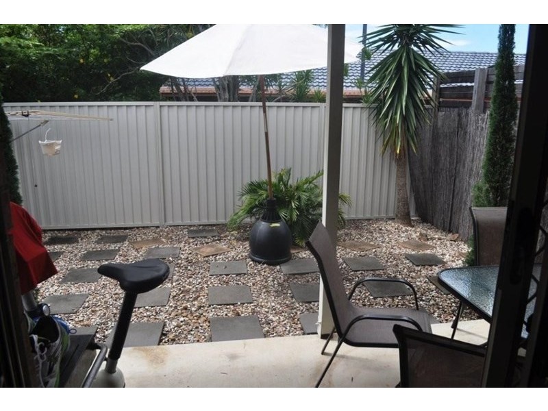 1A/69 Stevens Street, Labrador QLD 4215