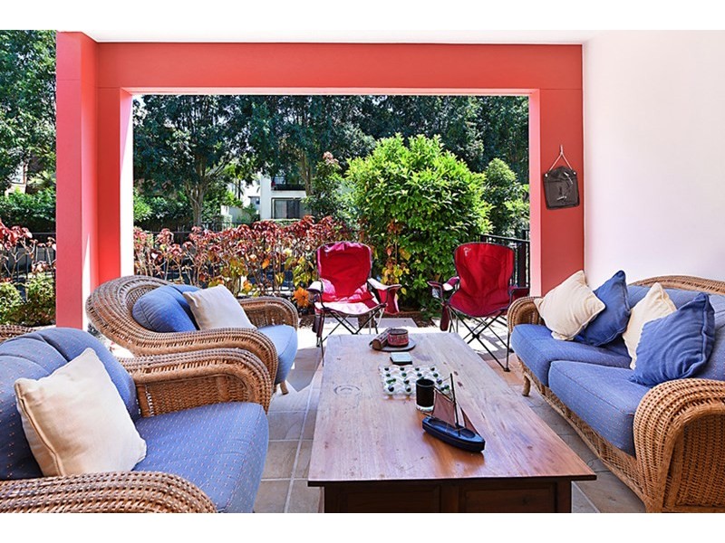 2049/1 The Vistas Drive, Carrara QLD 4211