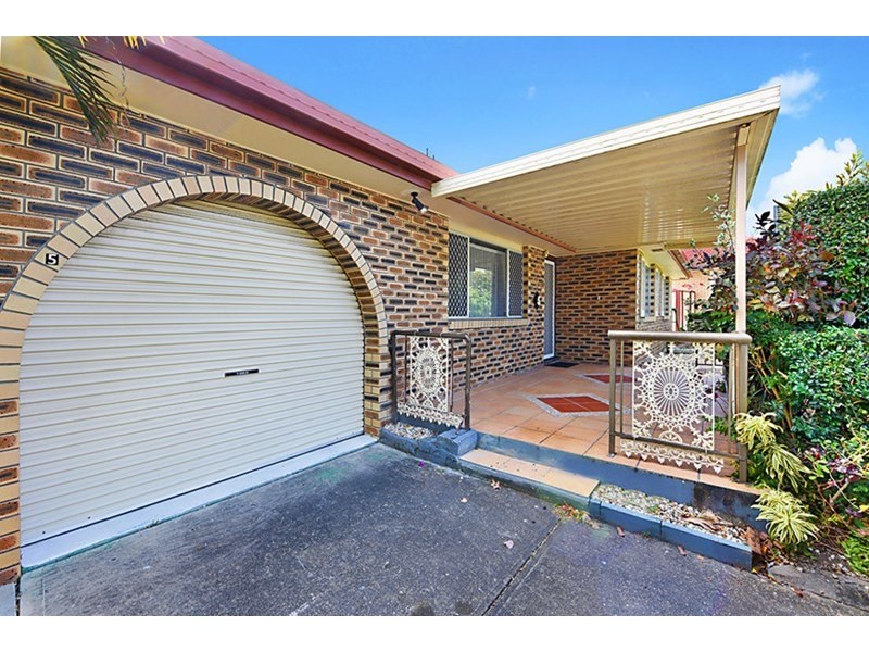 5 Gardiners Place, Southport QLD 4215