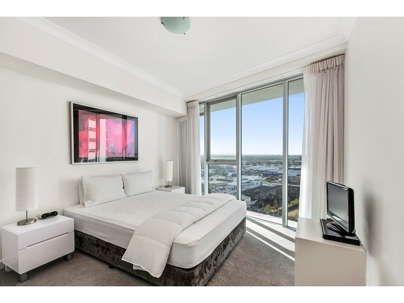 21110/5 Lawson Street, Southport QLD 4215