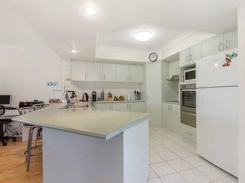 82/88 Cotlew Street East, Southport QLD 4215