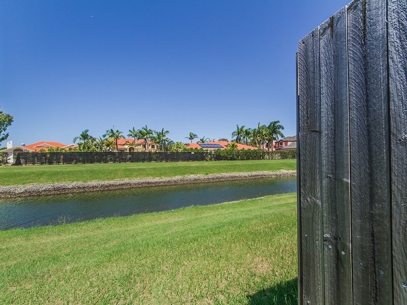 82/88 Cotlew Street East, Southport QLD 4215