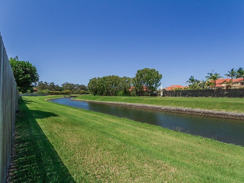 82/88 Cotlew Street East, Southport QLD 4215
