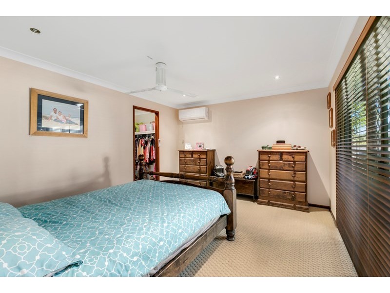 70 Michigan Drive, Oxenford QLD 4210