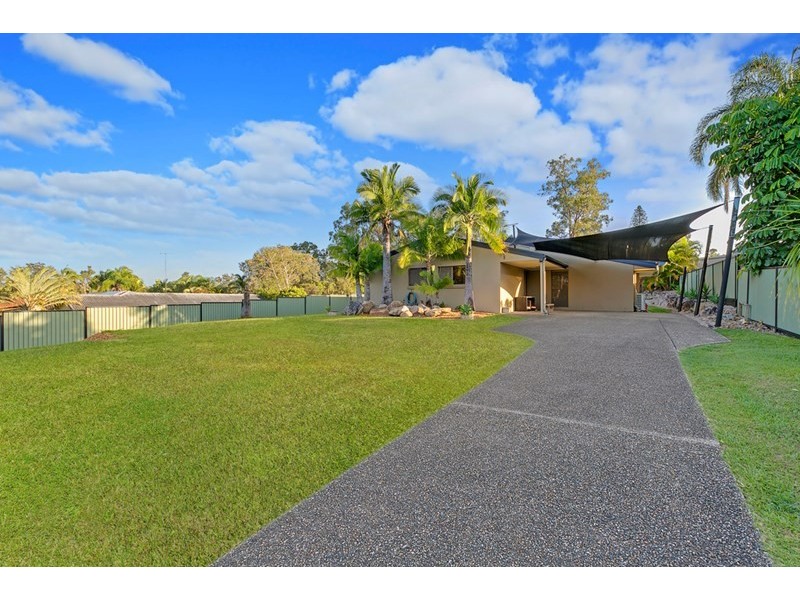 70 Michigan Drive, Oxenford QLD 4210