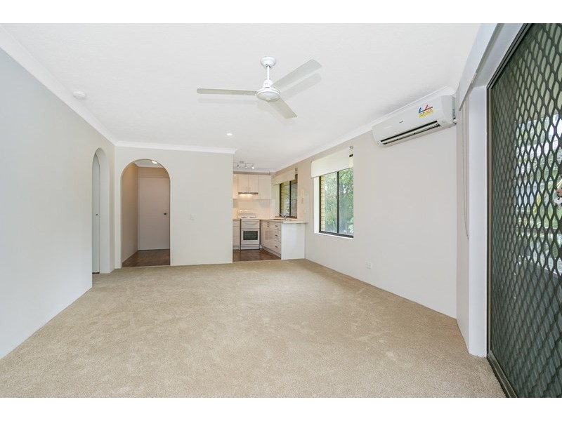 6/7 Lather Street, Southport QLD 4215