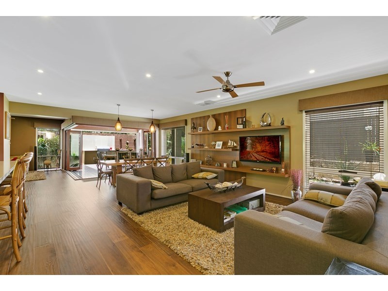 6 Conestoga Way, Upper Coomera QLD 4209