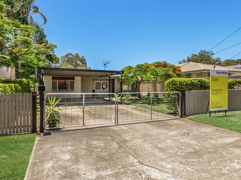 19 Annerley Avenue, Runaway Bay QLD 4216