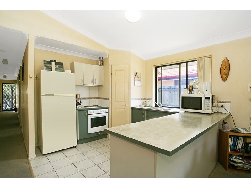 48 Serafina Drive, Helensvale QLD 4212