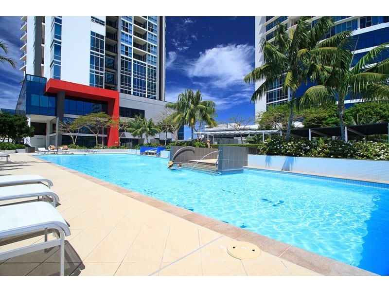1137/56 Scarborough Street, Southport QLD 4215