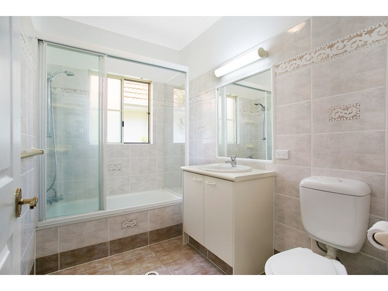 1/60-76 Caseys Road, Hope Island QLD 4212