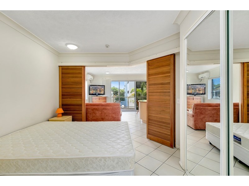 24/106 Marine Parade, Southport QLD 4215