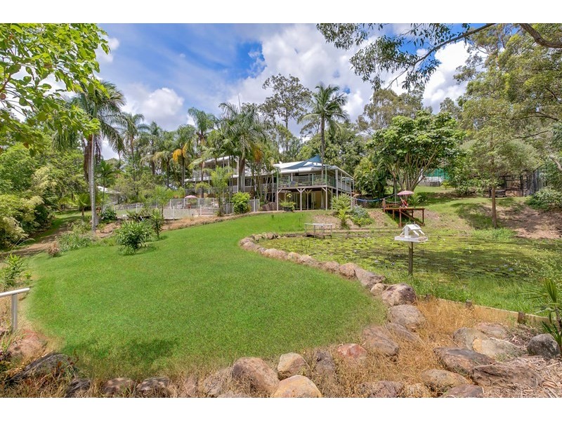 7 Brushwood Drive, Parkwood QLD 4214