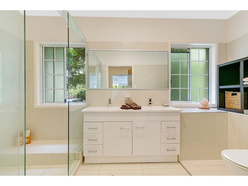 7 Brushwood Drive, Parkwood QLD 4214