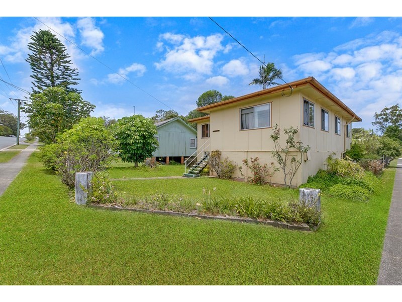 16 and 18 Alicia Street, Southport QLD 4215