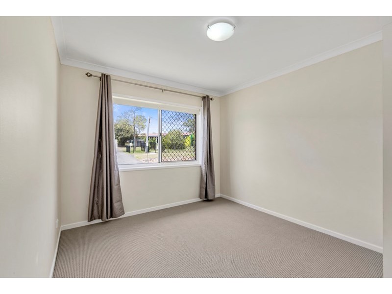17 Nakina Street, Southport QLD 4215
