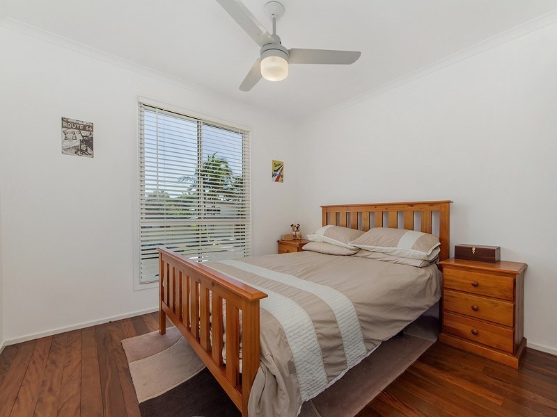 119 Kindra Avenue, Southport QLD 4215