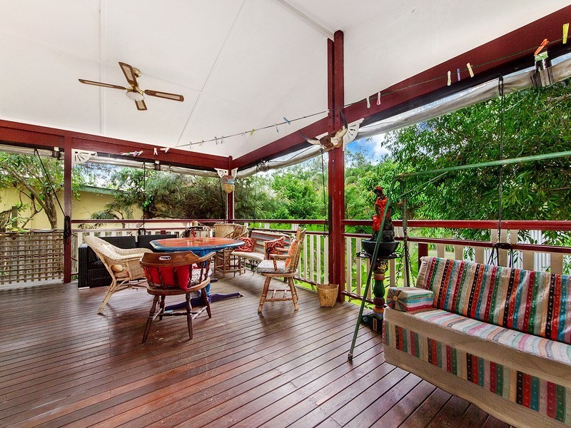 5 Kerr Avenue, Southport QLD 4215