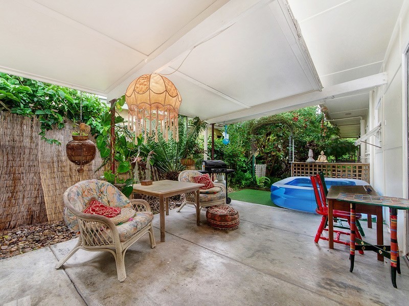 5 Kerr Avenue, Southport QLD 4215