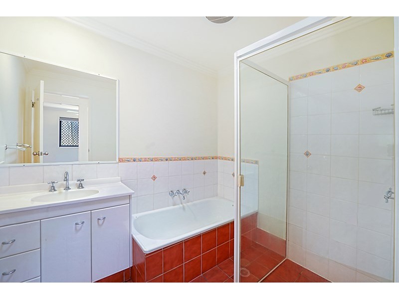1/14 College Avenue, Southport QLD 4215