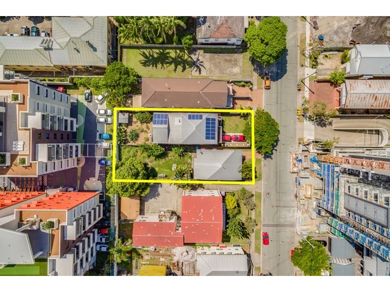 18 and 20 Norman Street, Southport QLD 4215