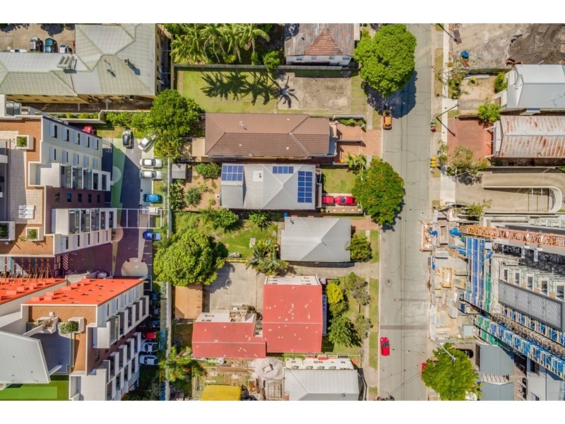 18 and 20 Norman Street, Southport QLD 4215