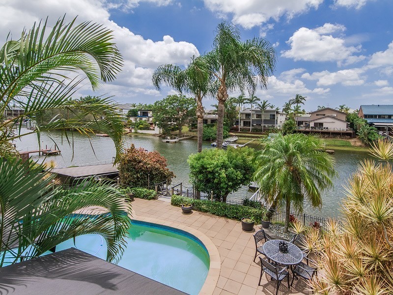 19 Gregory Drive, Carrara QLD 4211
