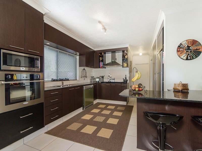 19 Gregory Drive, Carrara QLD 4211