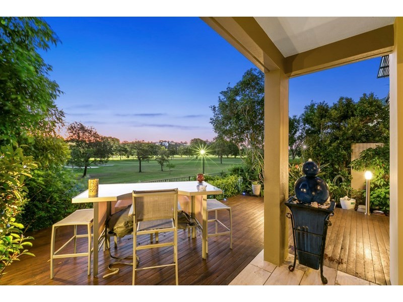 2101/1 The Vistas Drive, Carrara QLD 4211