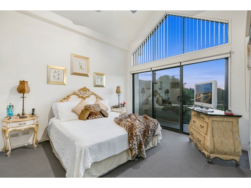 2101/1 The Vistas Drive, Carrara QLD 4211