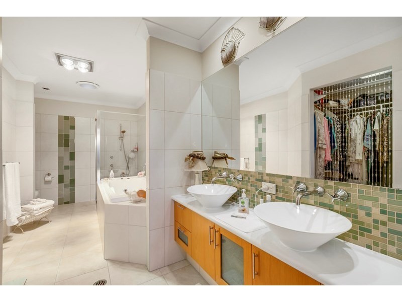 2101/1 The Vistas Drive, Carrara QLD 4211