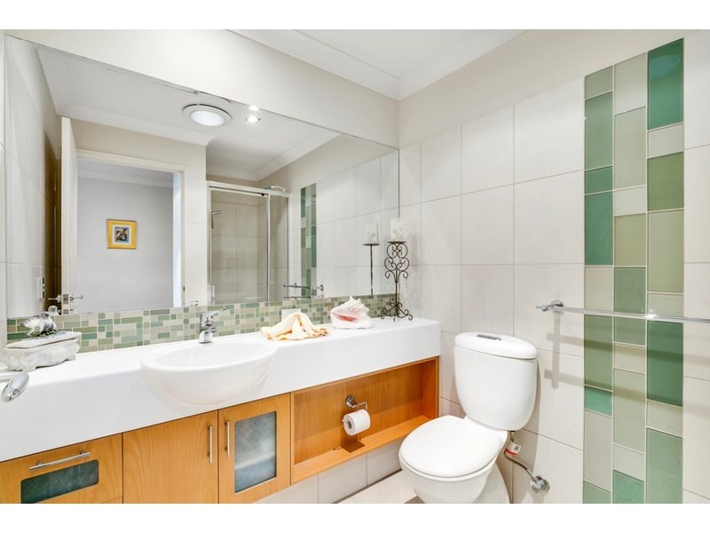 2101/1 The Vistas Drive, Carrara QLD 4211