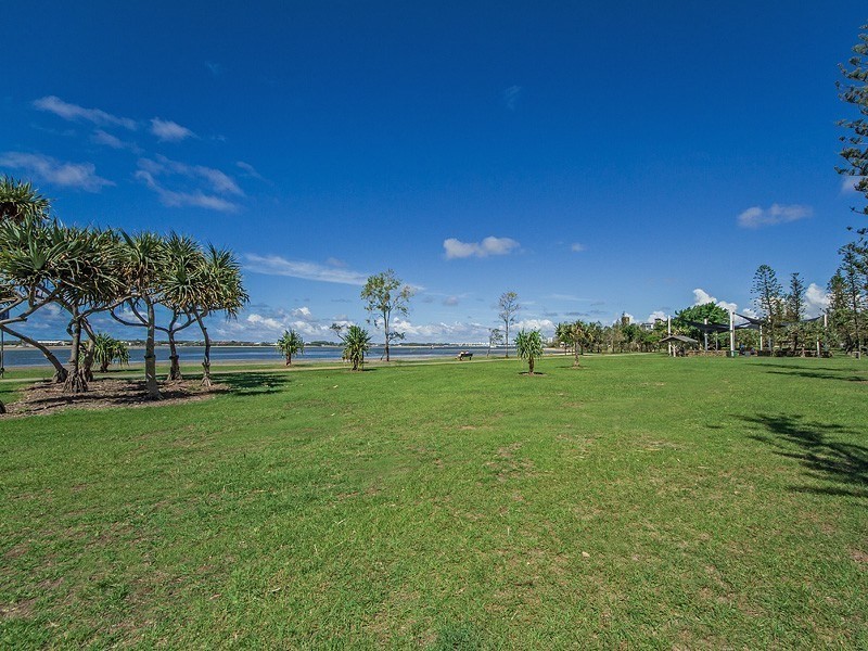 1/3 Meyer Street, Southport QLD 4215