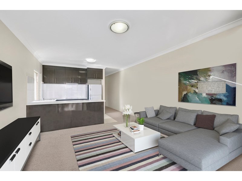 15/4 Sykes Court, Southport QLD 4215