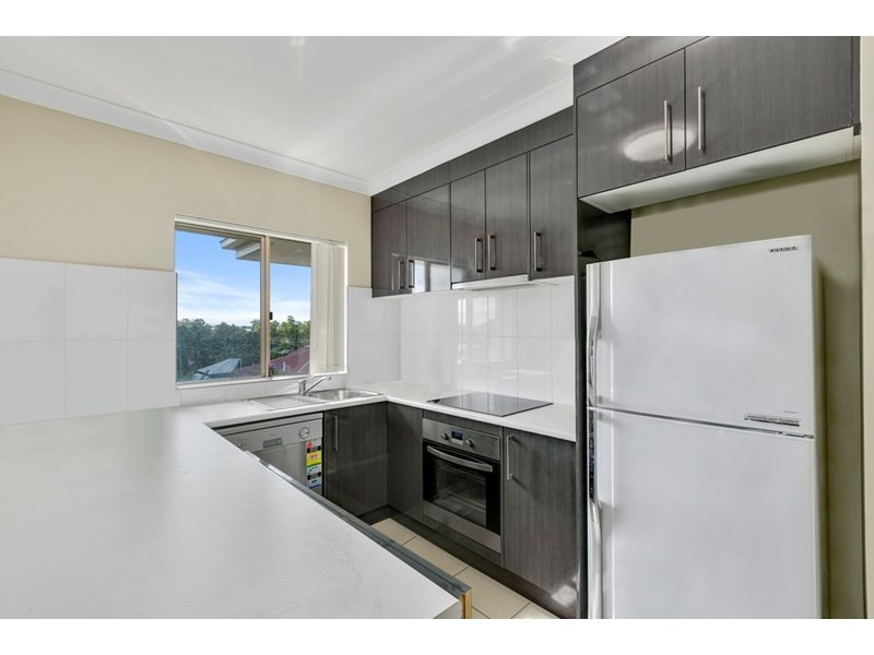 15/4 Sykes Court, Southport QLD 4215