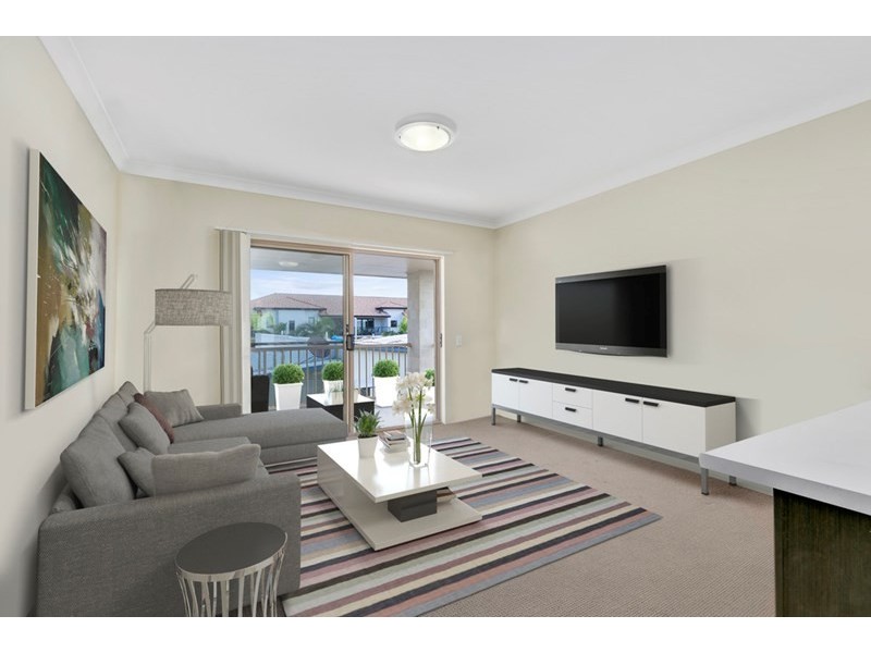 15/4 Sykes Court, Southport QLD 4215