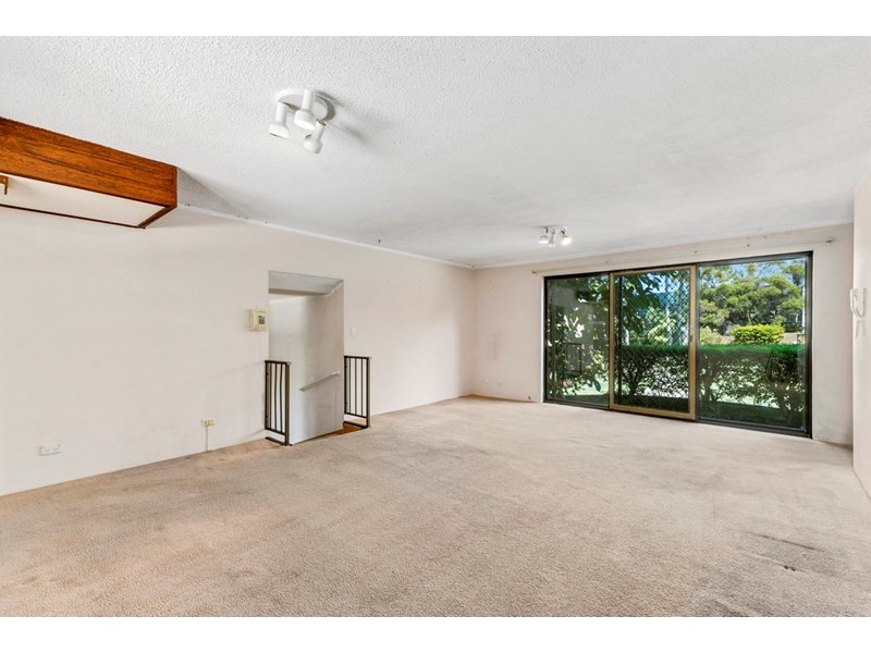 2/83 Queen Street, Southport QLD 4215