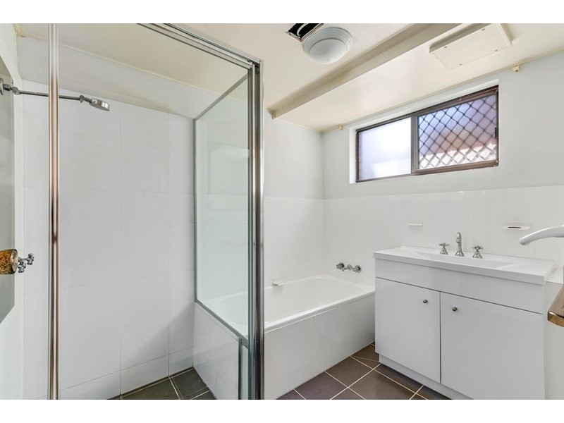 2/83 Queen Street, Southport QLD 4215