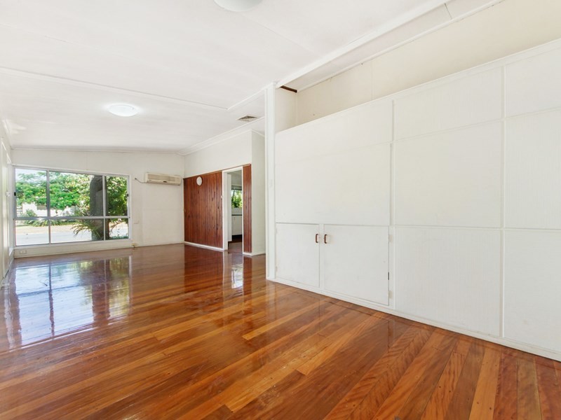 60 Harris Street, Labrador QLD 4215