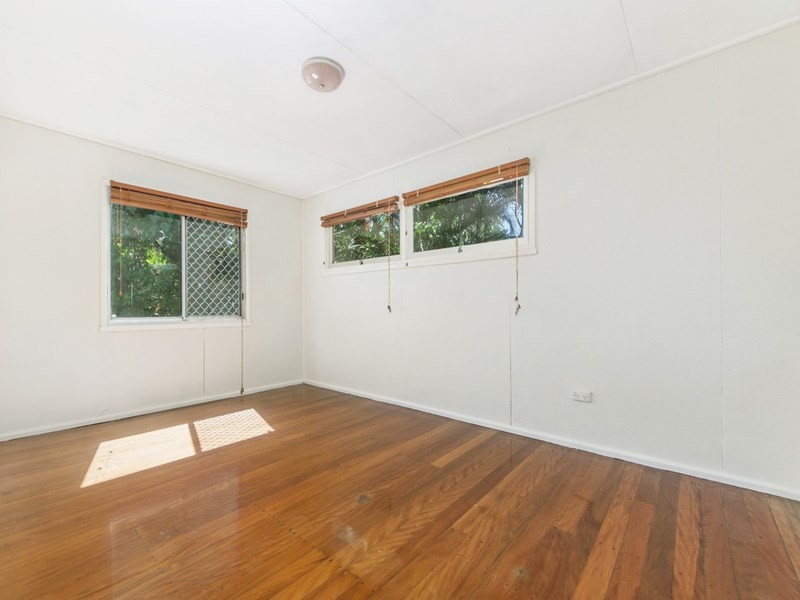 60 Harris Street, Labrador QLD 4215