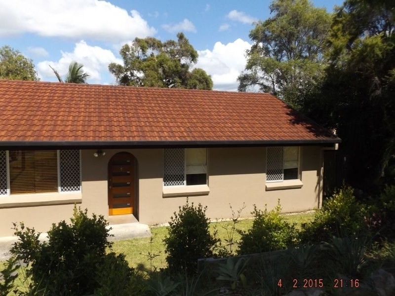 16 Kittani Crescent, Ashmore QLD 4214