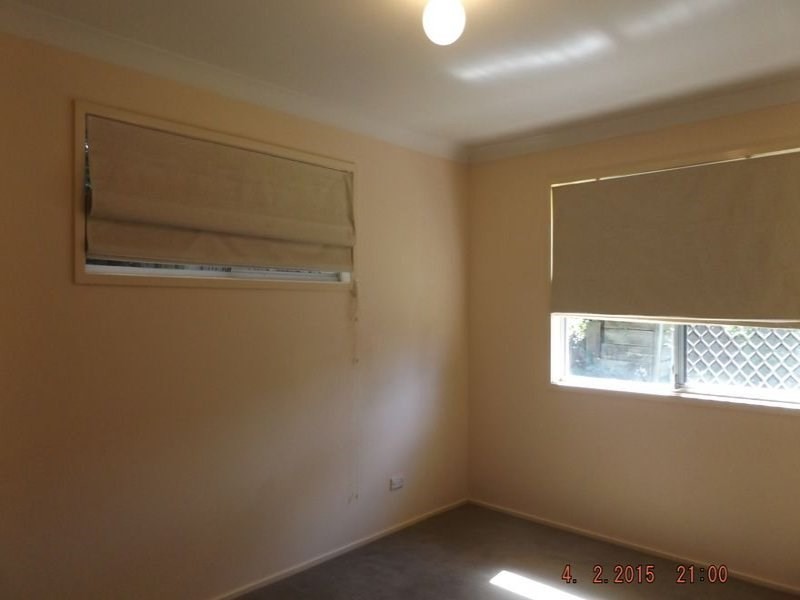 16 Kittani Crescent, Ashmore QLD 4214