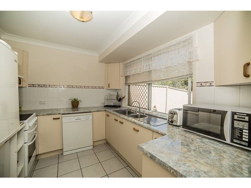 13 Floyd Court, Parkwood QLD 4214