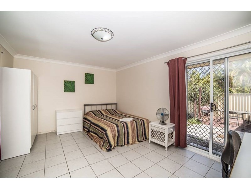 13 Floyd Court, Parkwood QLD 4214