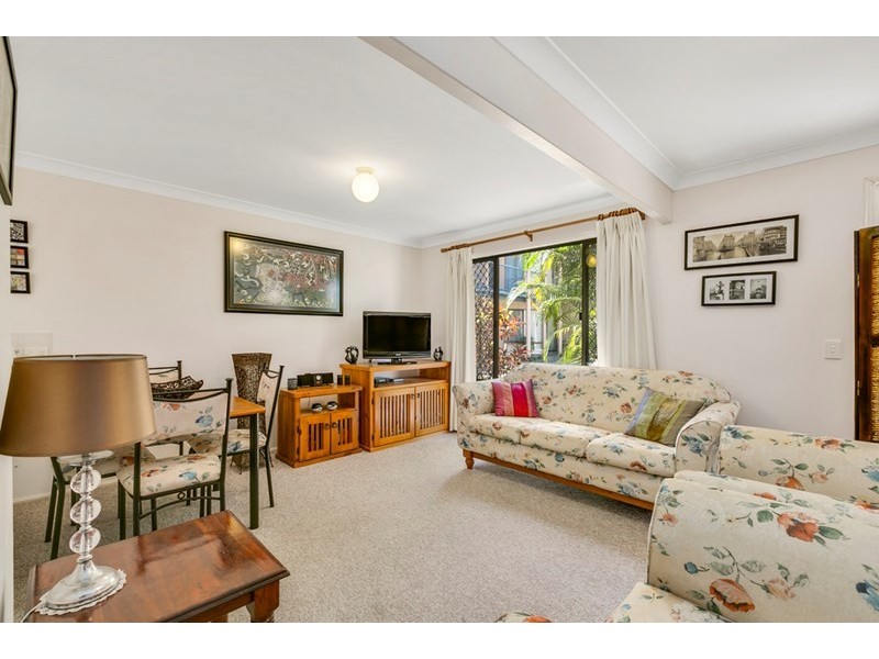9/202 Central Street, Labrador QLD 4215